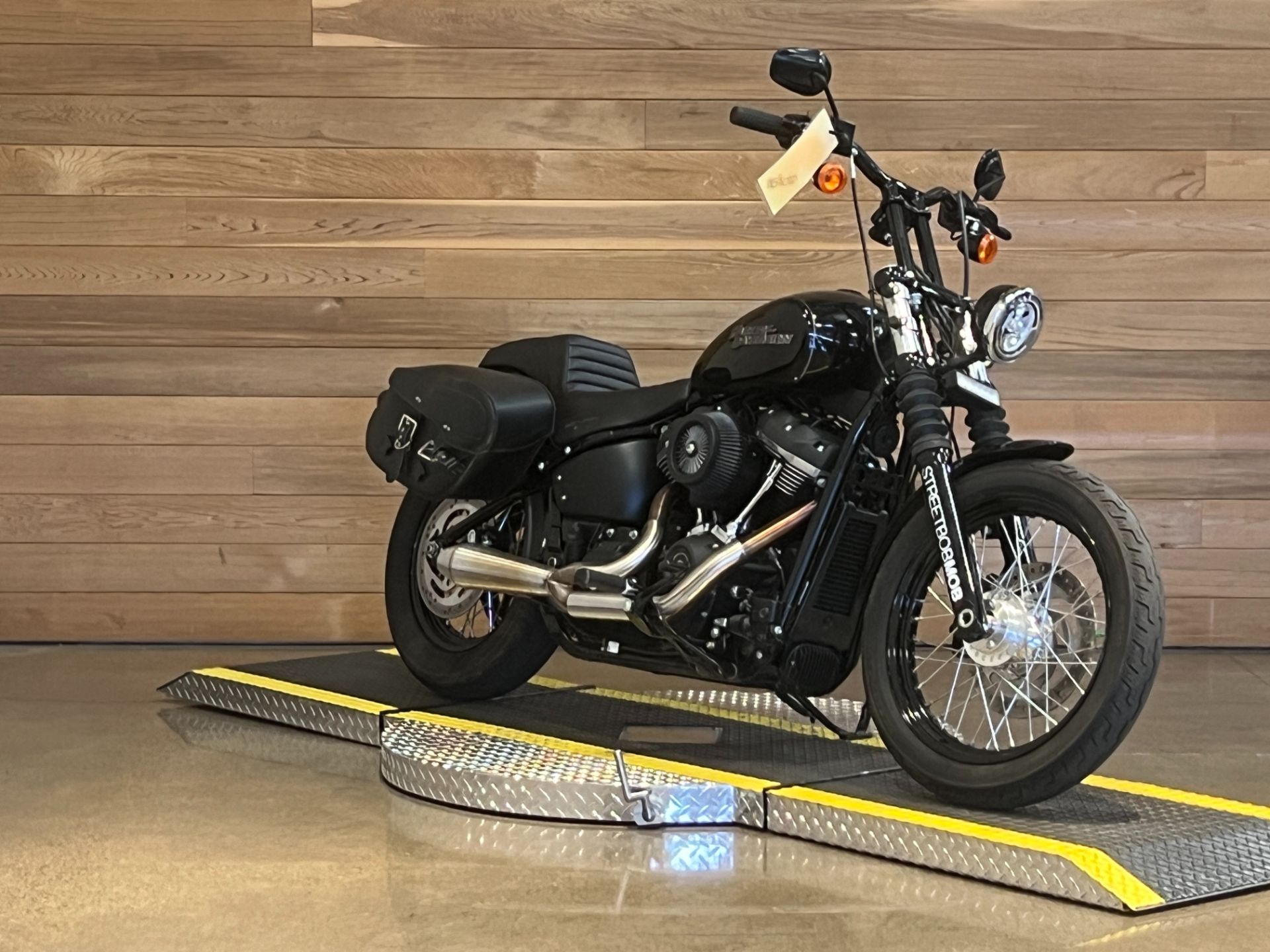 2018 Harley-Davidson Street Bob® 107 in Salem, Oregon - Photo 2