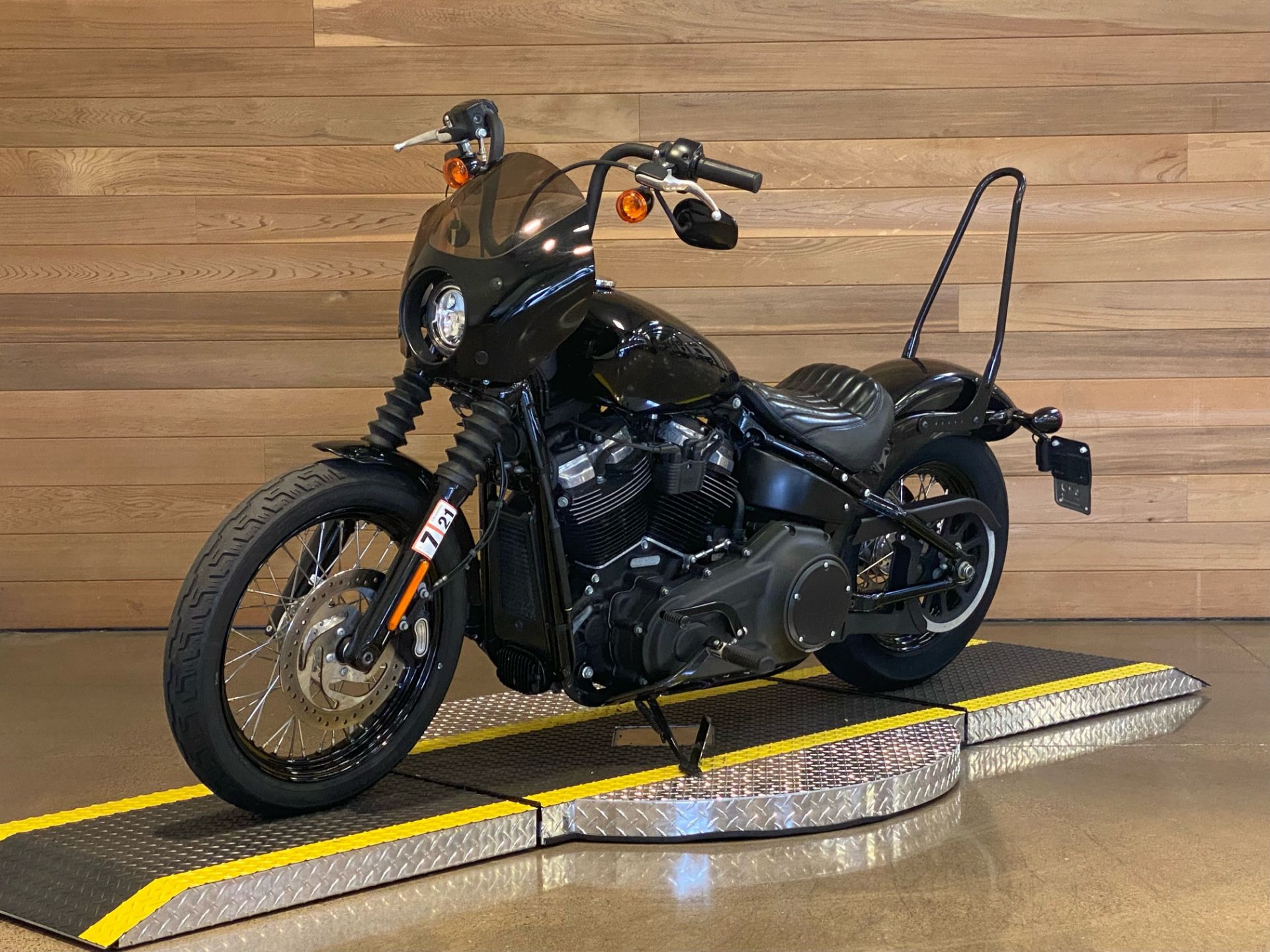 2018 Harley-Davidson Street Bob® 107 in Salem, Oregon - Photo 4
