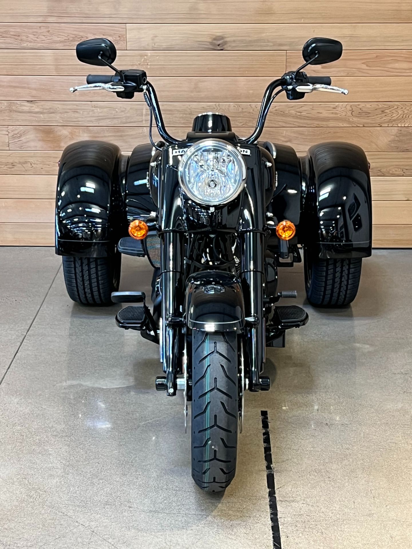 2023 Harley-Davidson Freewheeler® in Salem, Oregon - Photo 3