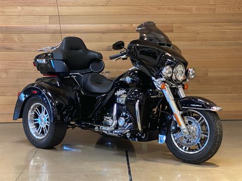 2022 Harley-Davidson Tri Glide® Ultra in Salem, Oregon - Photo 2