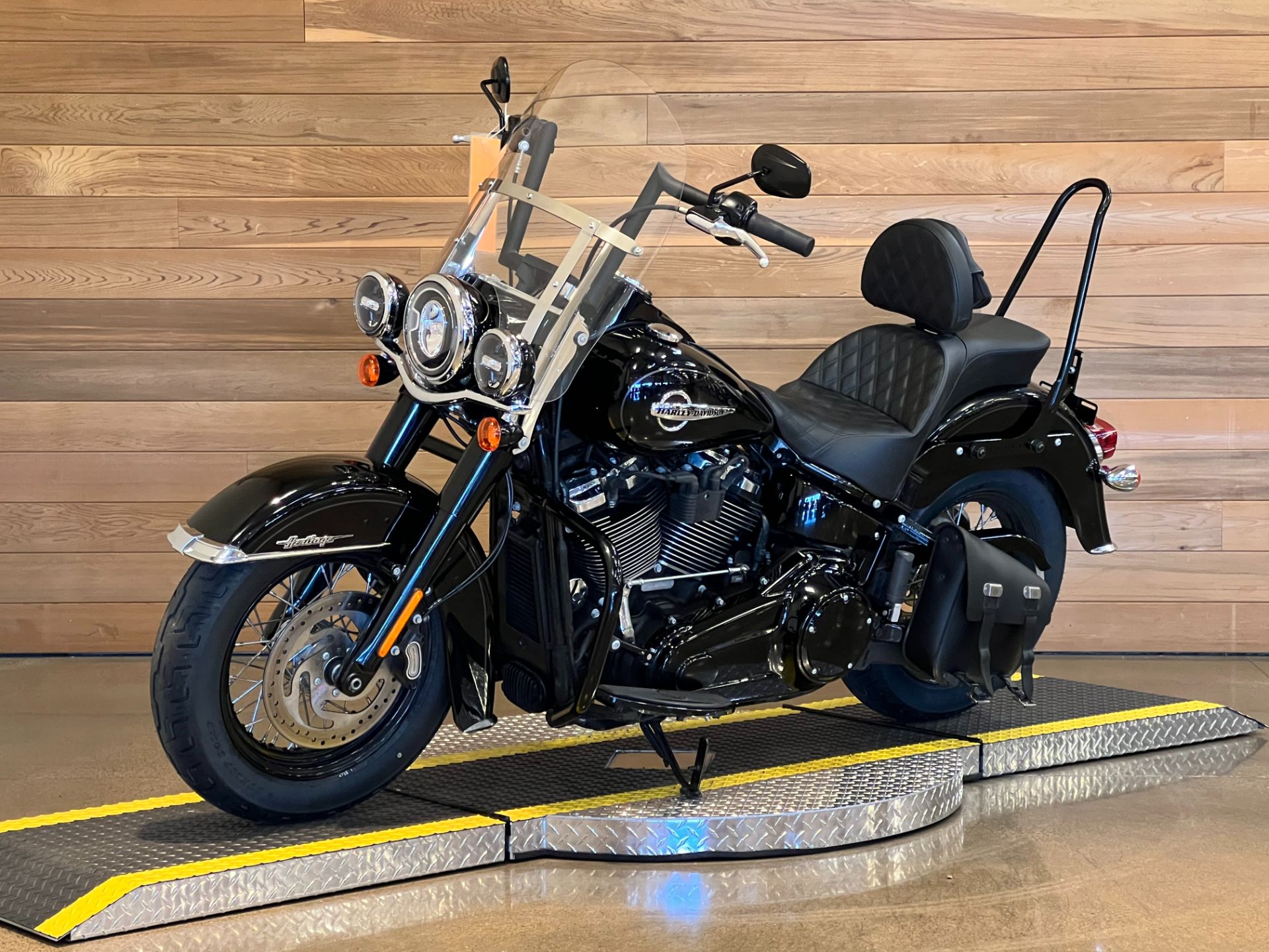 2018 Harley-Davidson Heritage Classic in Salem, Oregon - Photo 4