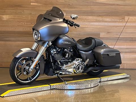 2017 Harley-Davidson Street Glide® Special in Salem, Oregon - Photo 3