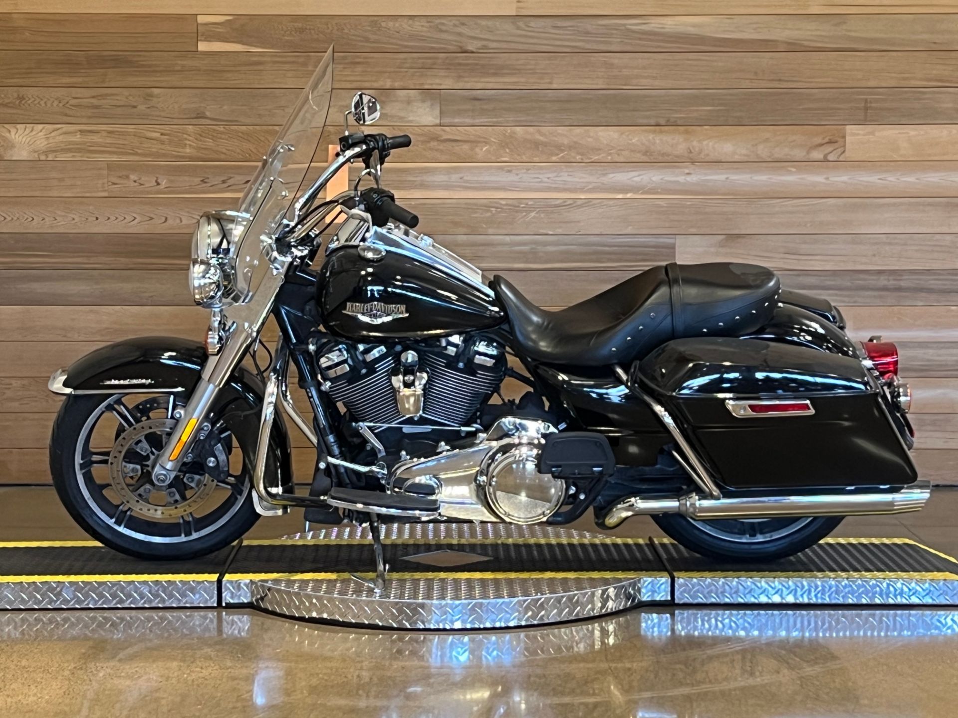 2021 Harley-Davidson Road King® in Salem, Oregon - Photo 5