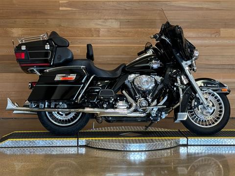 2010 Harley-Davidson Ultra Classic® Electra Glide® Peace Officer Special Edition in Salem, Oregon - Photo 1