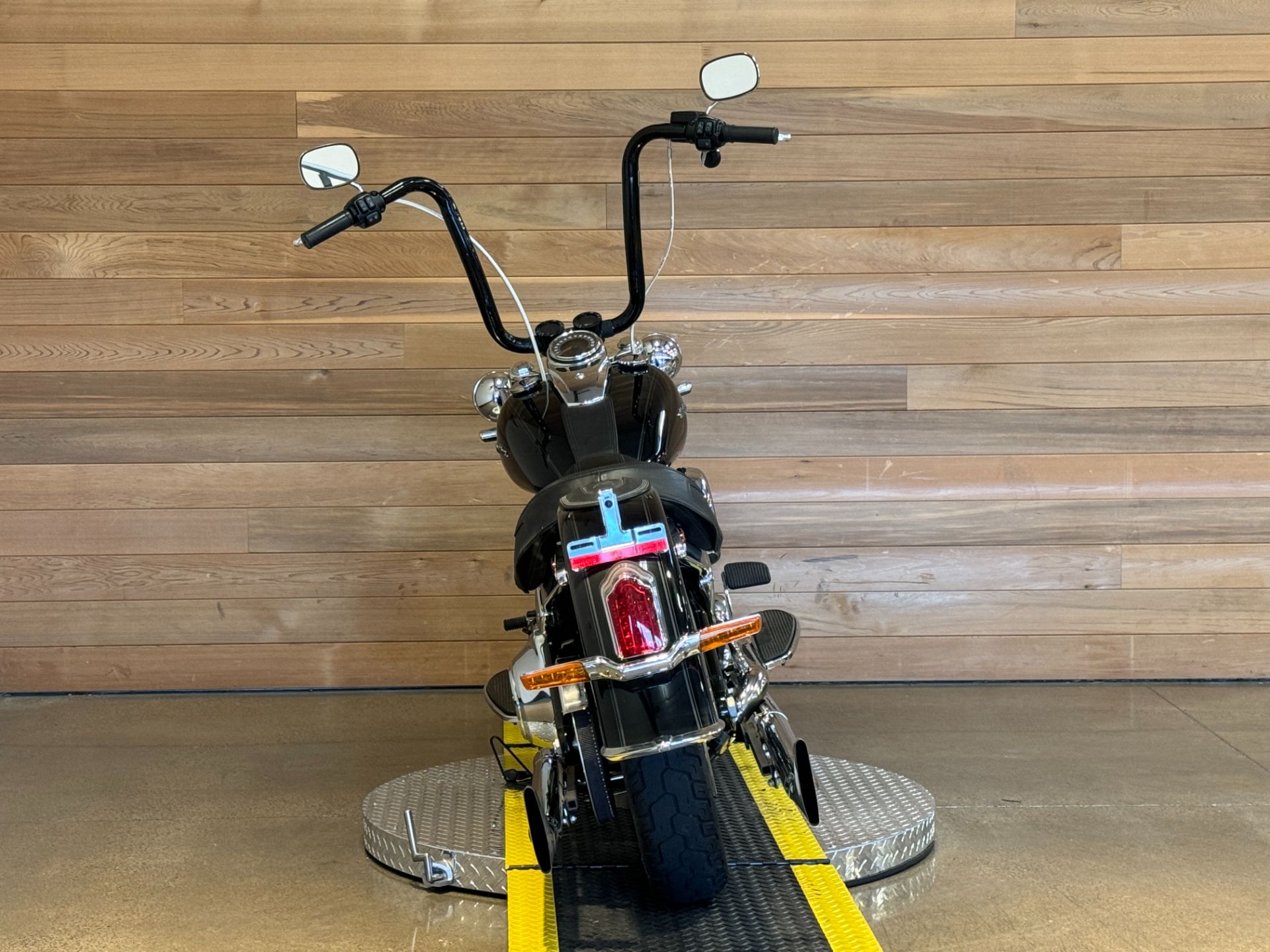 2019 Harley-Davidson Deluxe in Salem, Oregon - Photo 6