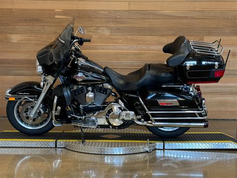 2006 Harley-Davidson Ultra Classic® Electra Glide® in Salem, Oregon - Photo 5