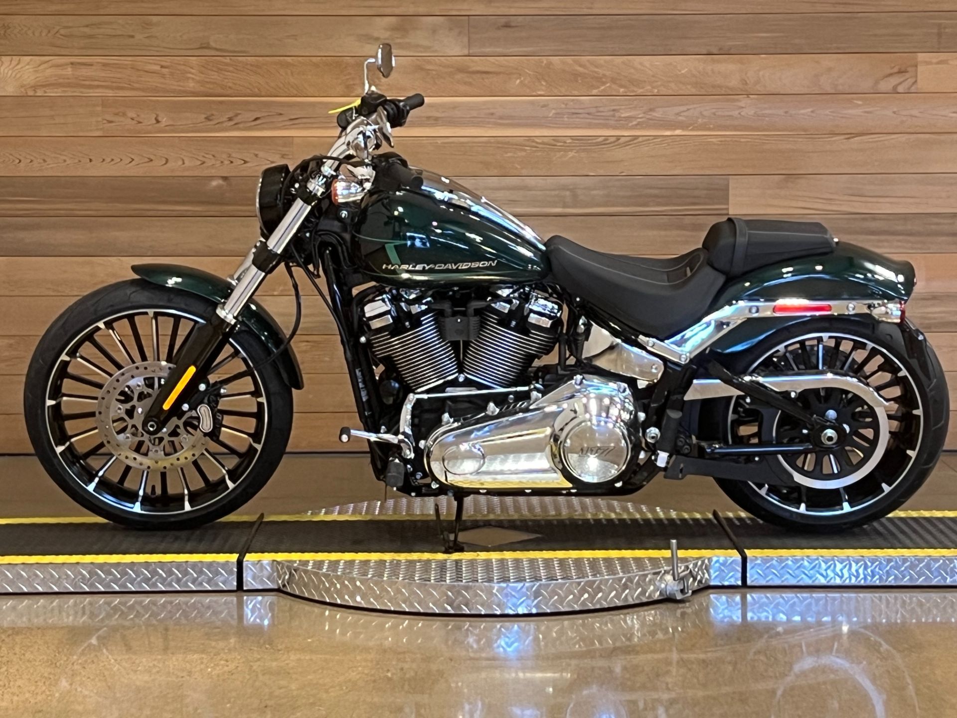 2024 Harley-Davidson Breakout® in Salem, Oregon - Photo 5