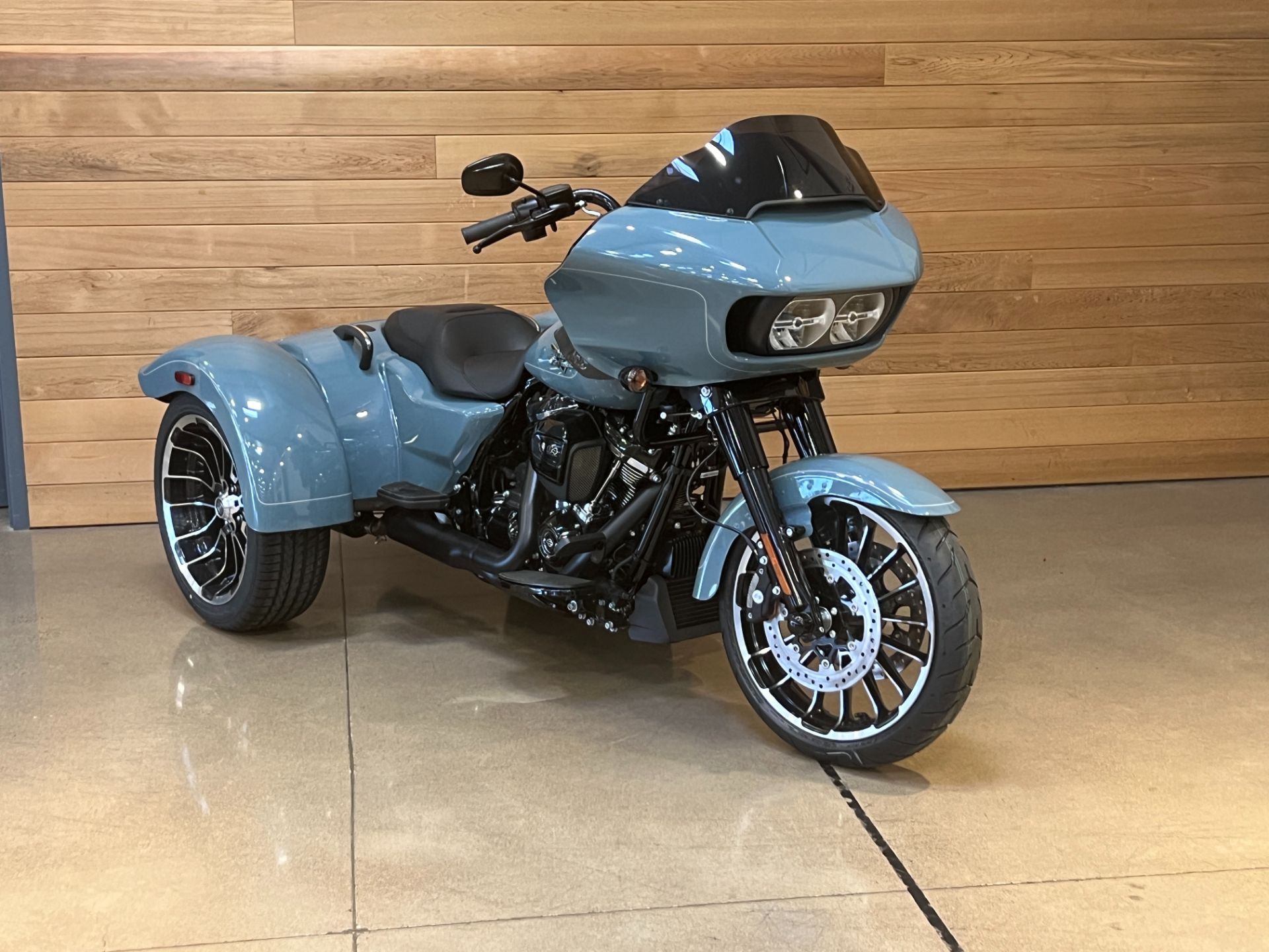 2024 Harley-Davidson Road Glide® 3 in Salem, Oregon - Photo 2