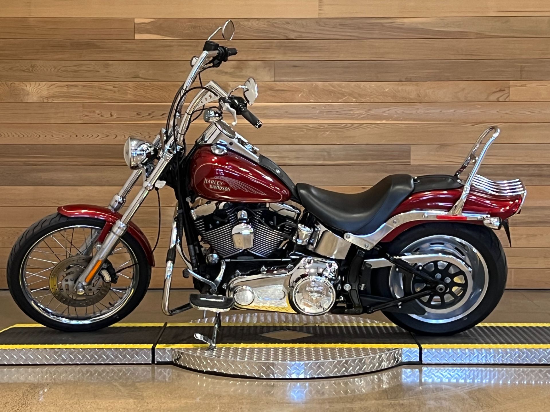2009 Harley-Davidson Softail® Custom in Salem, Oregon - Photo 5