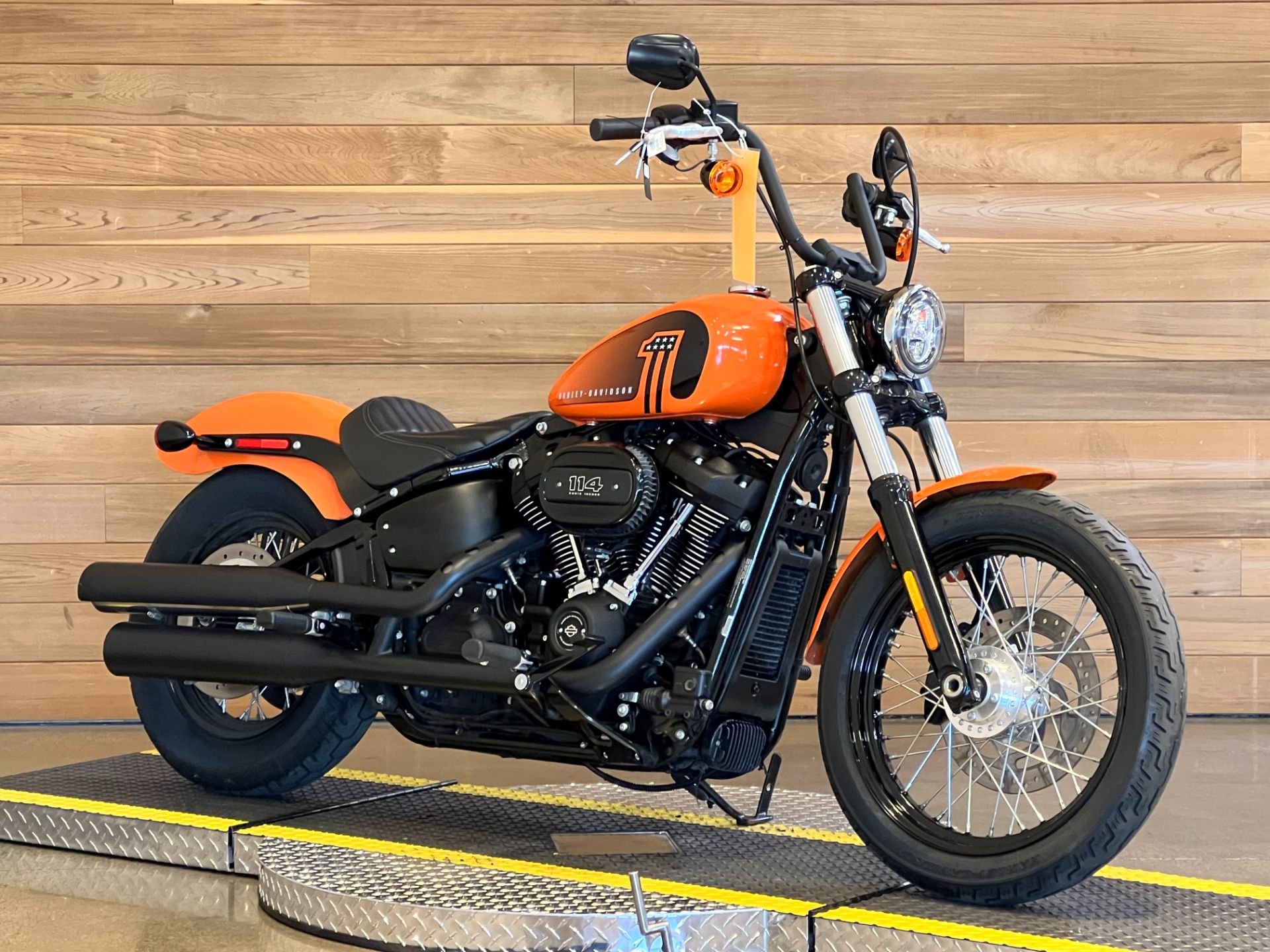 2021 Harley-Davidson Street Bob® 114 in Salem, Oregon - Photo 2