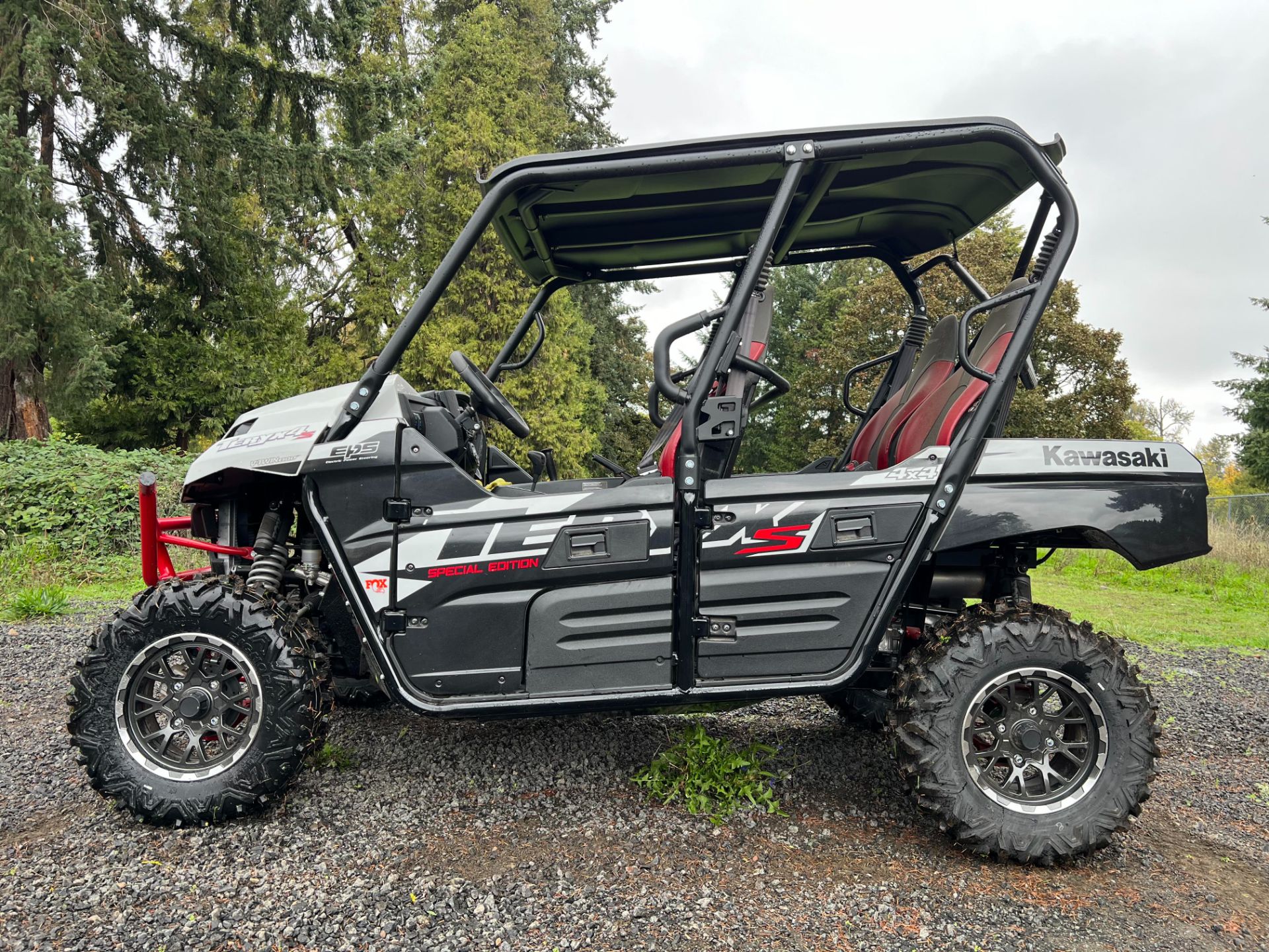 2023 Kawasaki Teryx4 S Special Edition in Eugene, Oregon - Photo 2