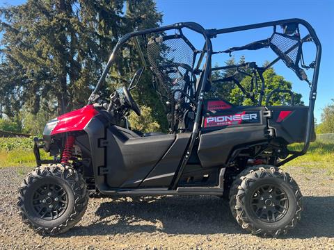 2024 Honda Pioneer 700-4 Deluxe in Eugene, Oregon - Photo 2