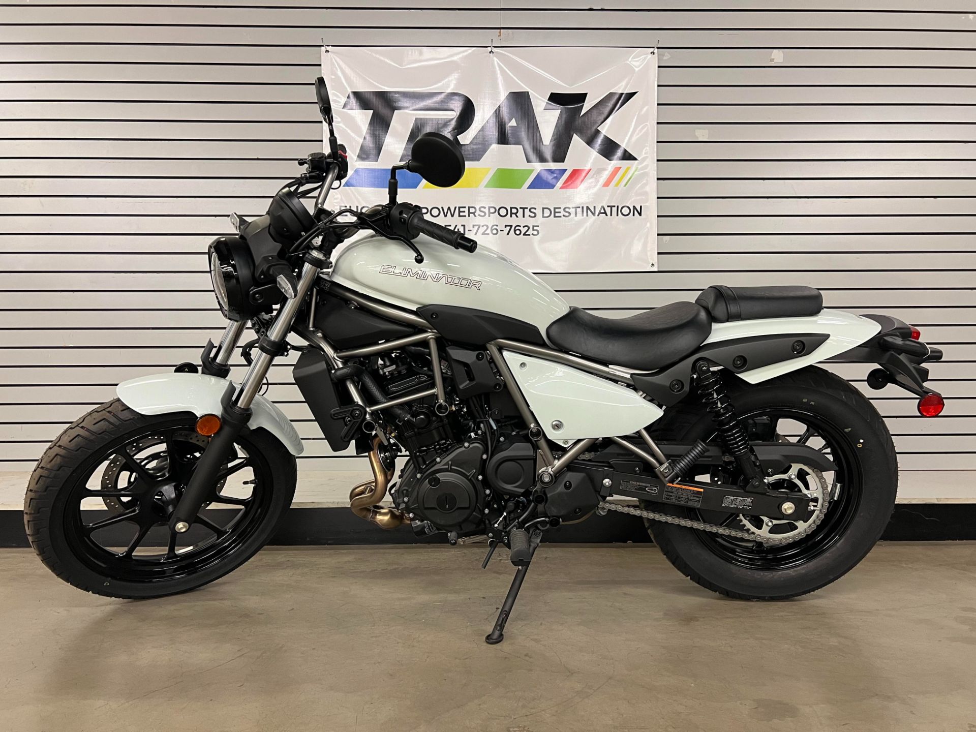 2024 Kawasaki Eliminator in Eugene, Oregon - Photo 2