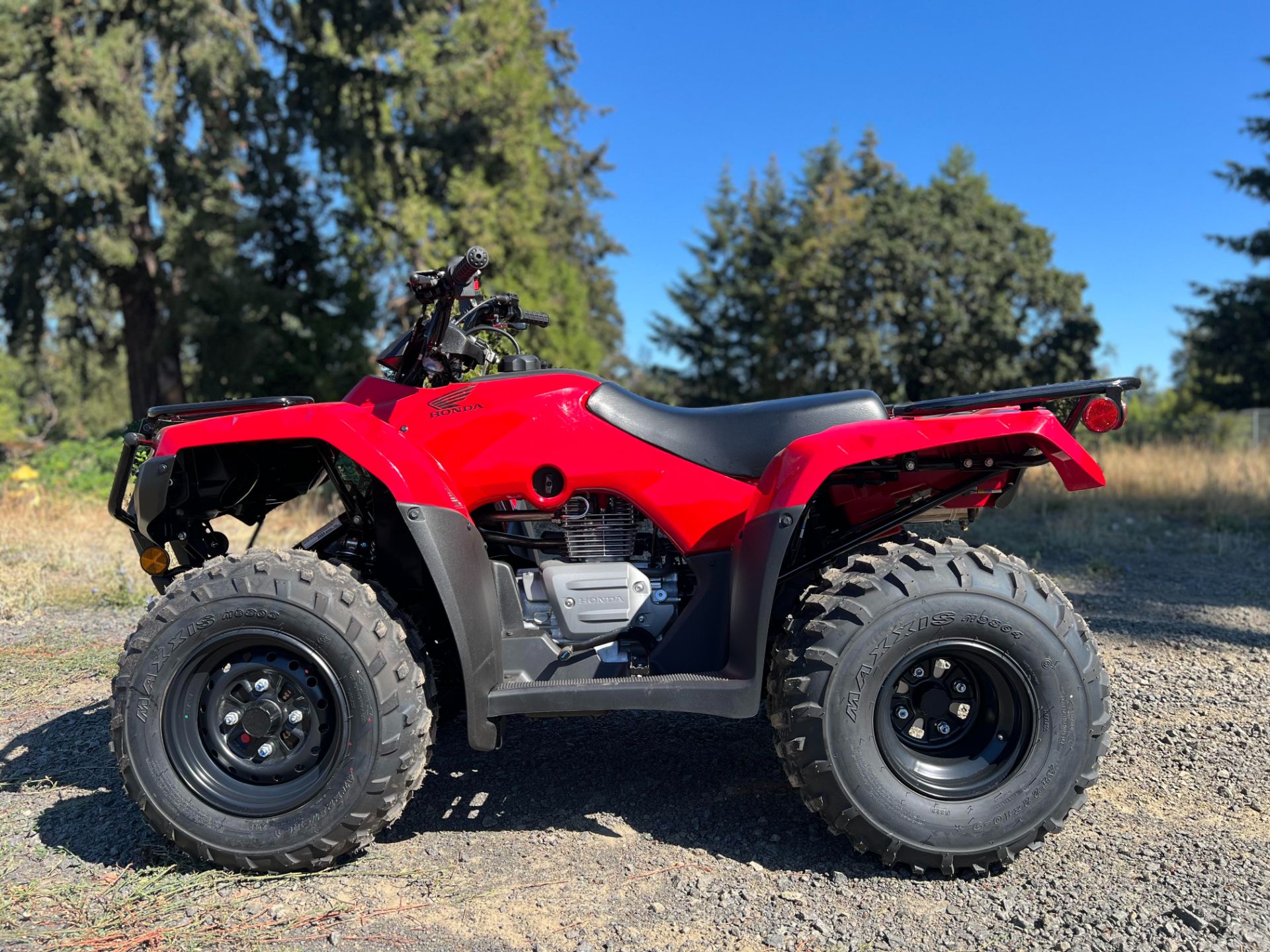 2024 Honda FourTrax Recon in Eugene, Oregon - Photo 2