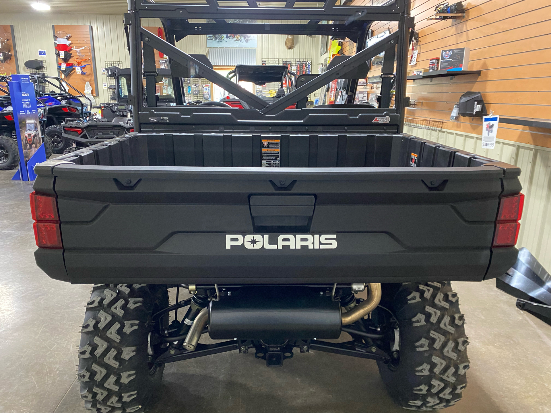 2022 Polaris Ranger 1000 Premium in Elkhorn, Wisconsin - Photo 4