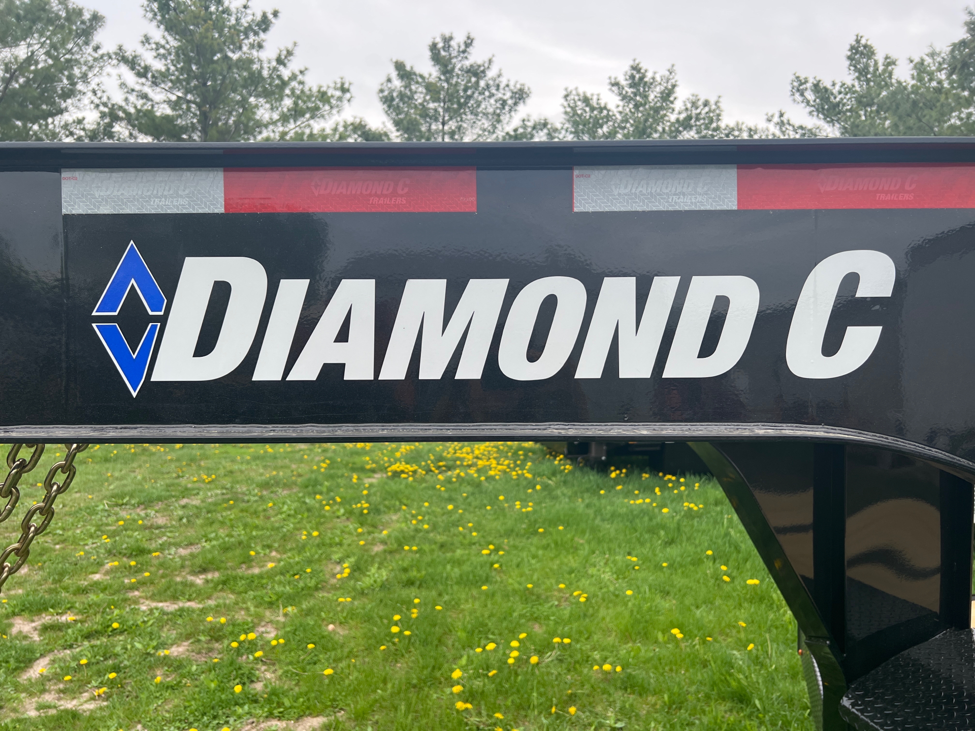 2023 Diamond C Fmax212MR 30x102 in Elkhorn, Wisconsin - Photo 4