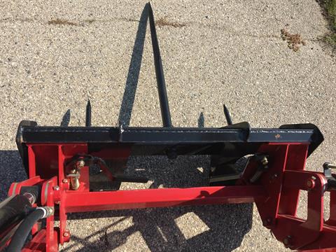 2017 Mahindra Round Bale Single Spear in Elkhorn, Wisconsin - Photo 3