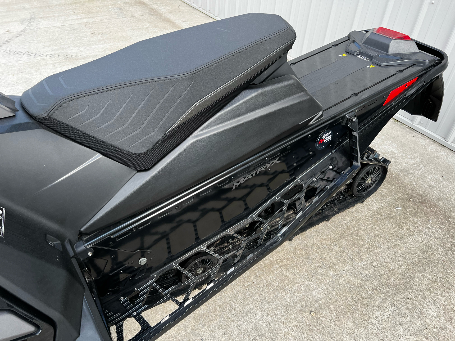 2022 Polaris 850 Indy XC 129 Factory Choice in Elkhorn, Wisconsin - Photo 6