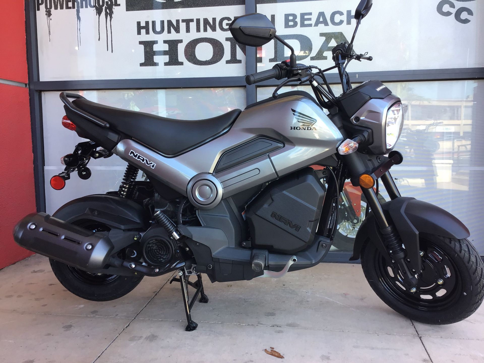 2024 Honda Navi in Huntington Beach, California - Photo 2