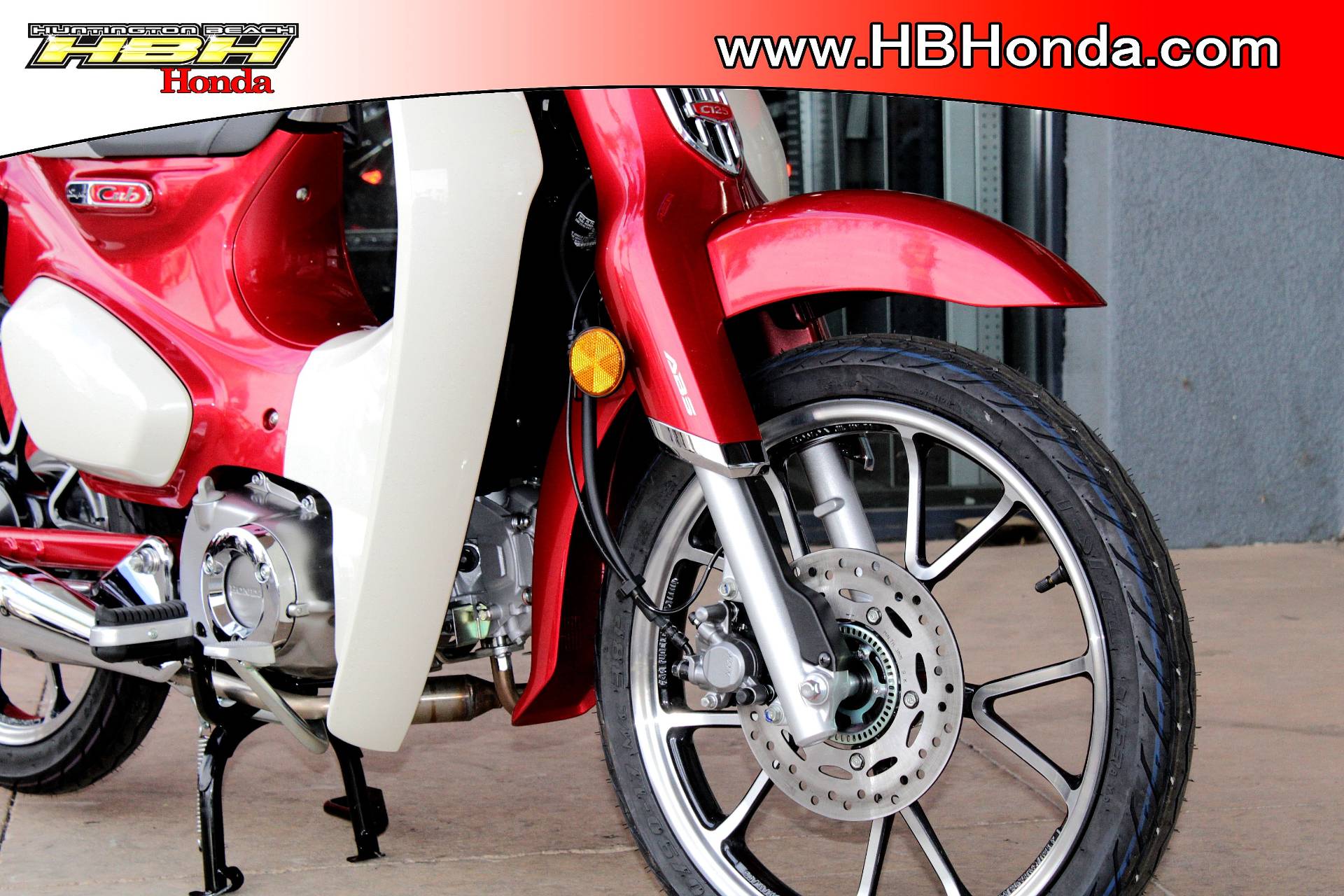 2021 Honda Super Cub C125 ABS in Huntington Beach, California - Photo 5