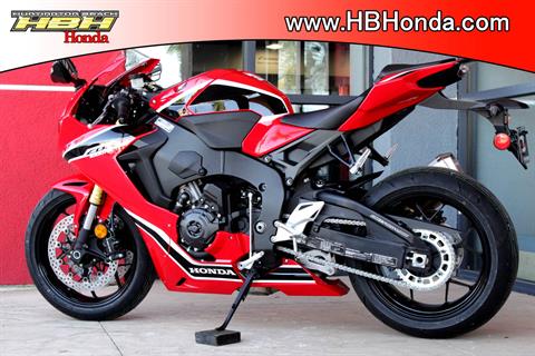 New 18 Honda Cbr1000rr For Sale Specs Photos Price Huntington Beach Ca Grand Prix Red M28 0268