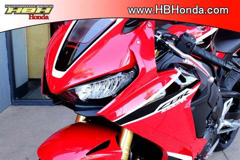 New 18 Honda Cbr1000rr For Sale Specs Photos Price Huntington Beach Ca Grand Prix Red M28 0268