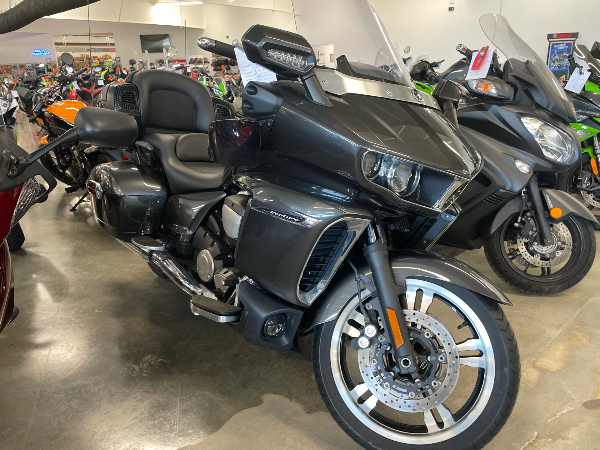 2018 Yamaha Star Venture with Transcontinental Option Package in Gulfport, Mississippi - Photo 1