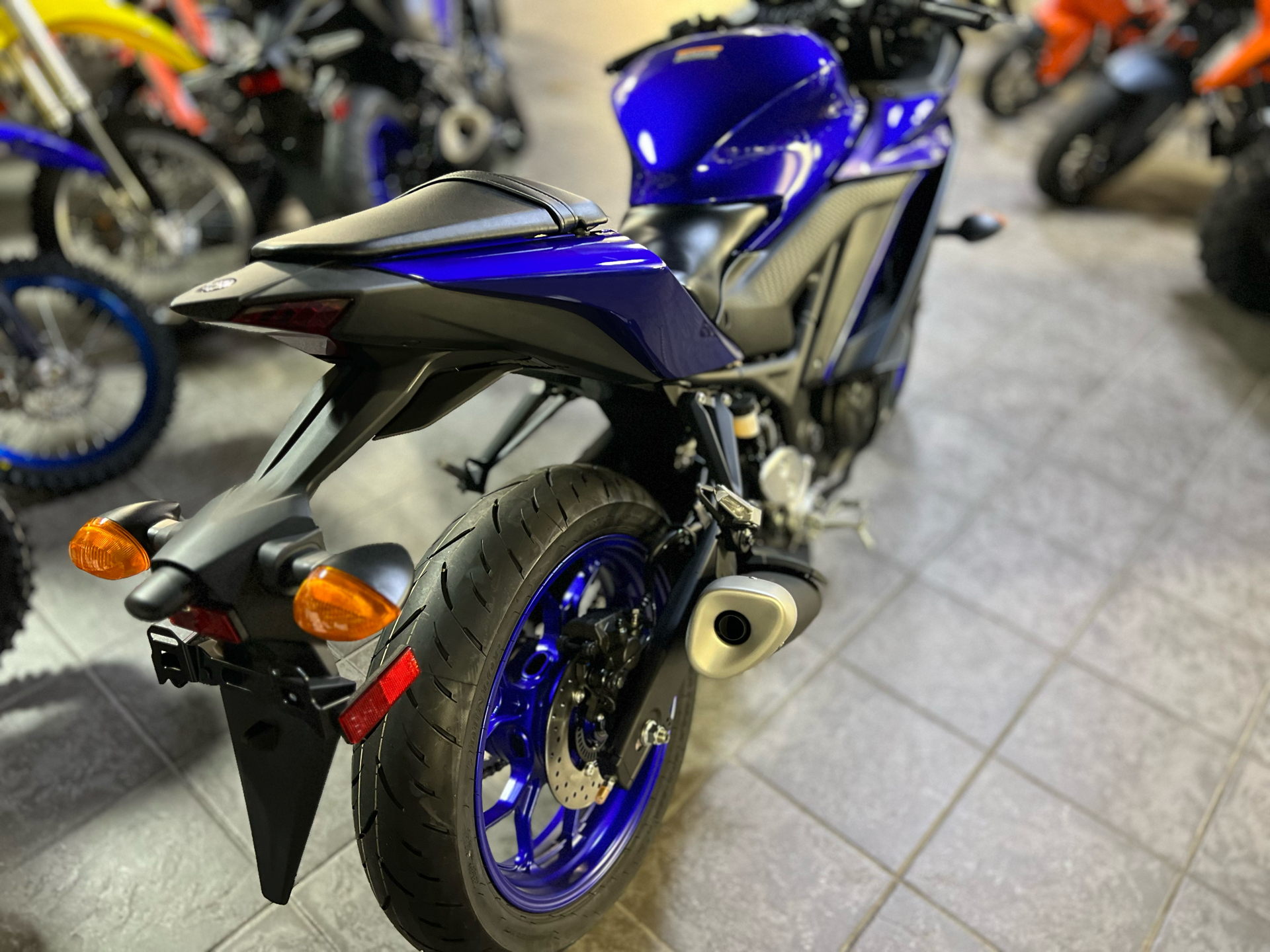 2023 Yamaha YZF-R3 ABS in Gulfport, Mississippi - Photo 5