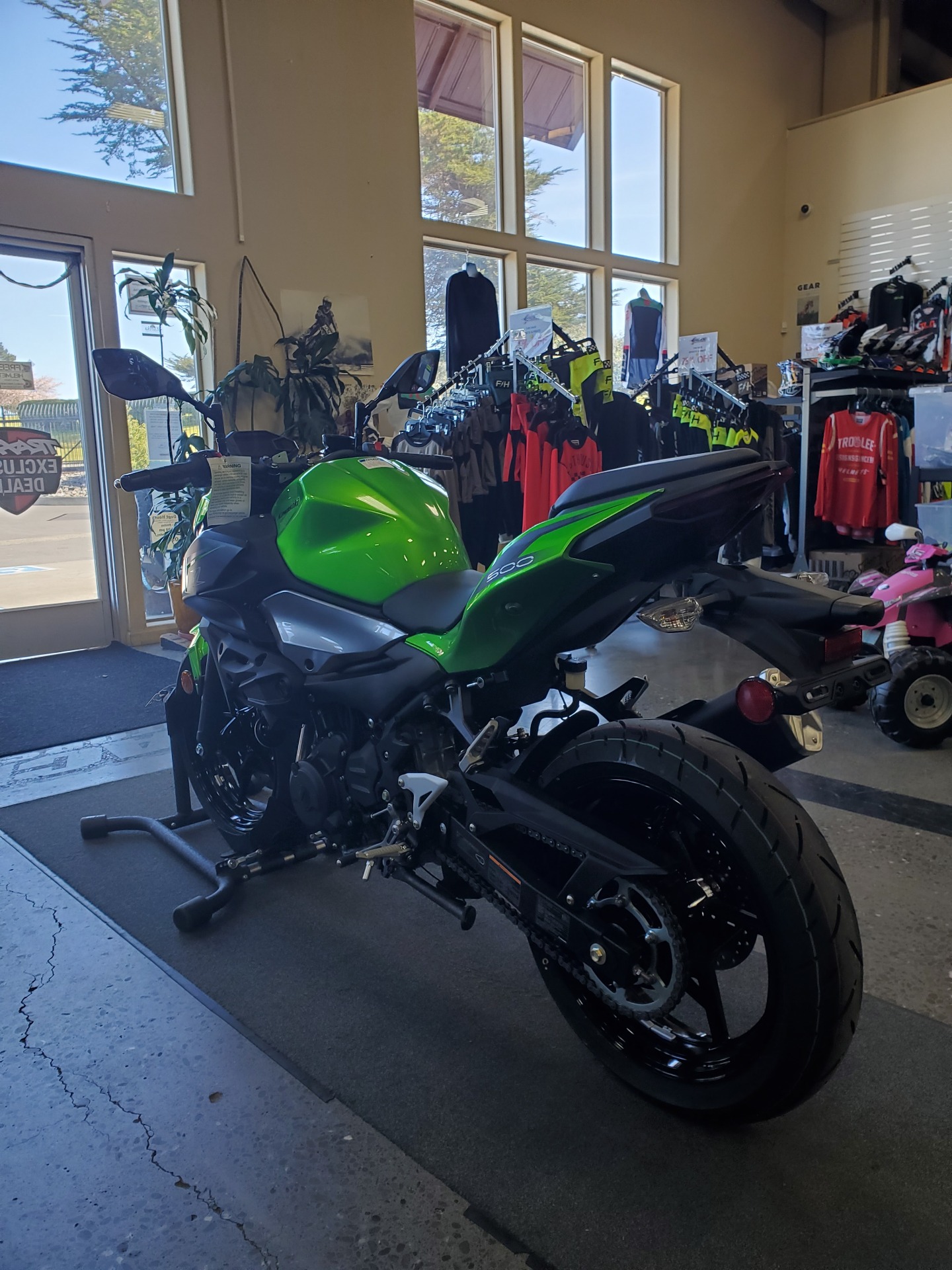 2024 Kawasaki Z500 ABS in Eureka, California - Photo 4