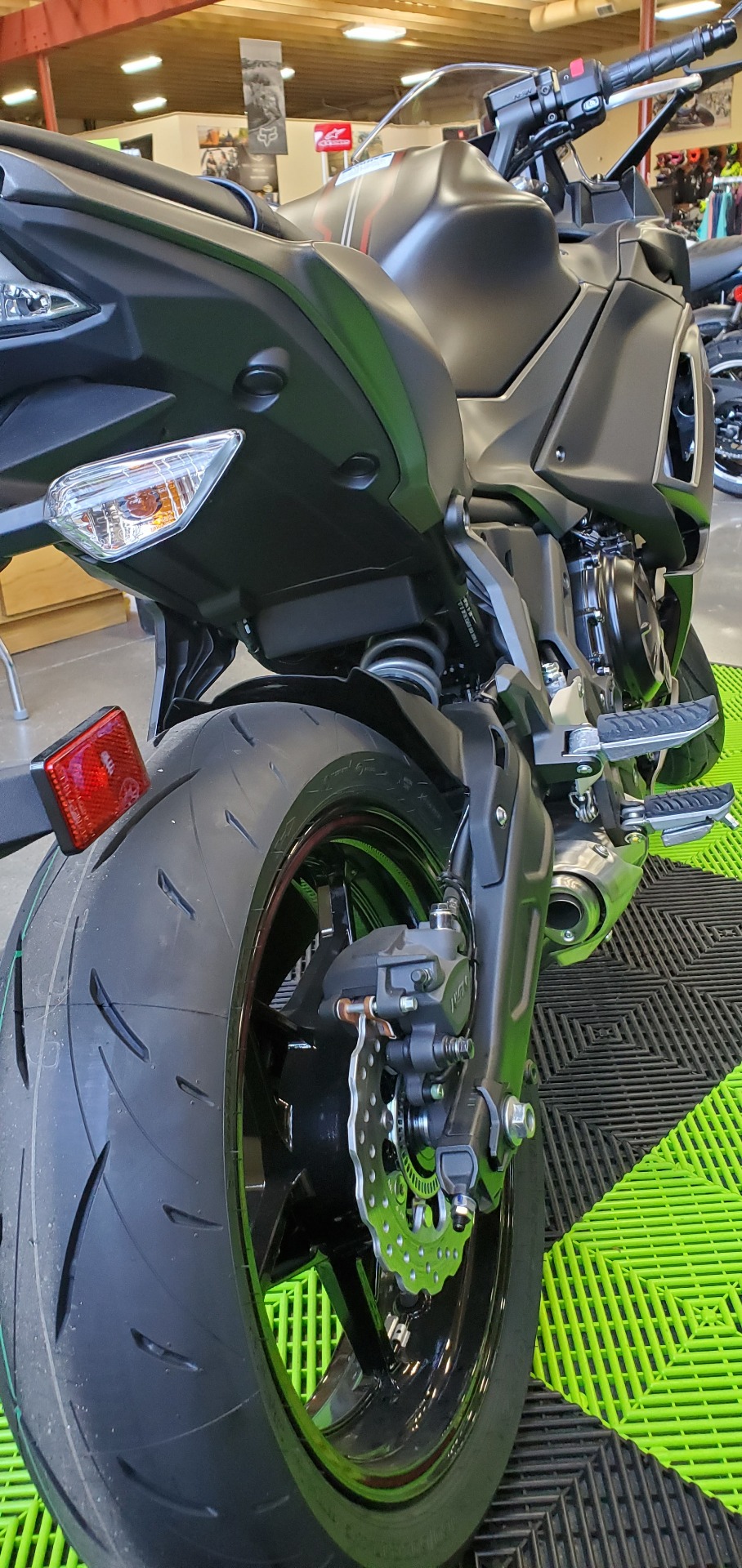 2022 Kawasaki Ninja 650 ABS in Eureka, California - Photo 3