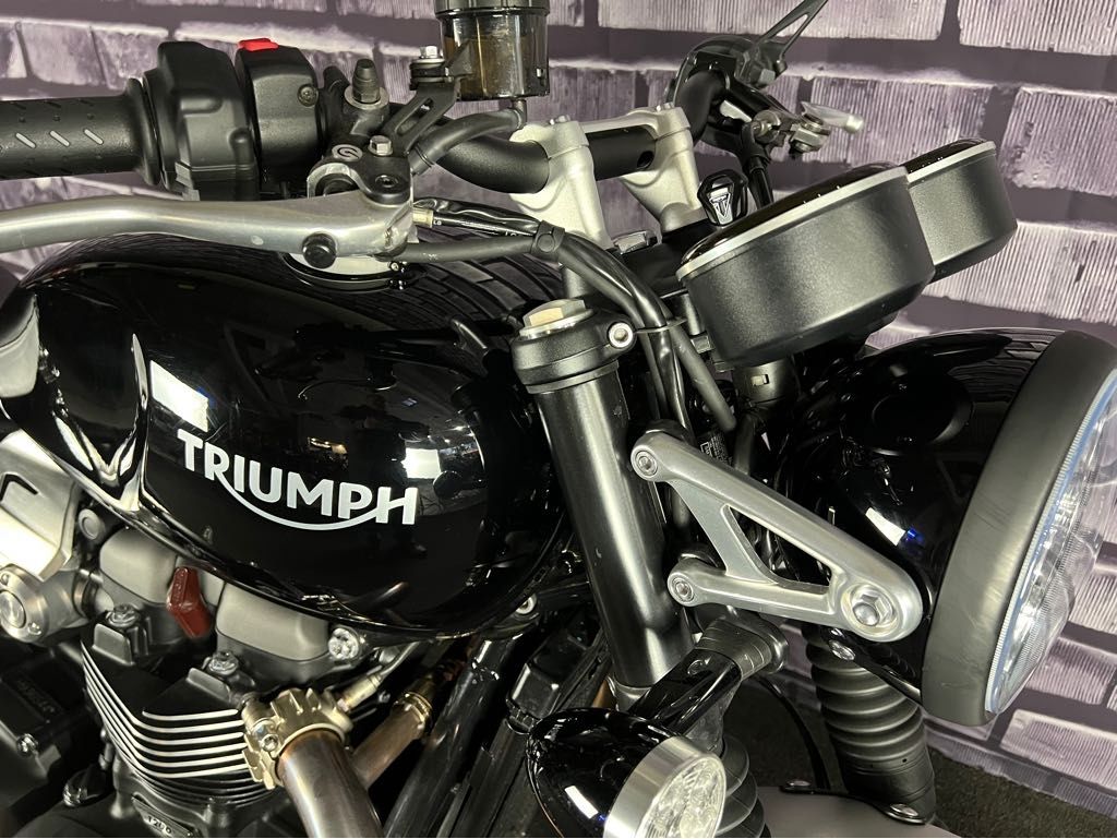2019 Triumph SPEED TWIN 1200 in Gaithersburg, Maryland - Photo 8