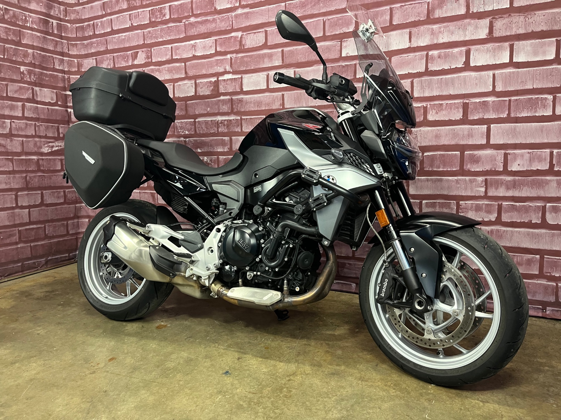 2021 BMW F 900 R in Gaithersburg, Maryland - Photo 2