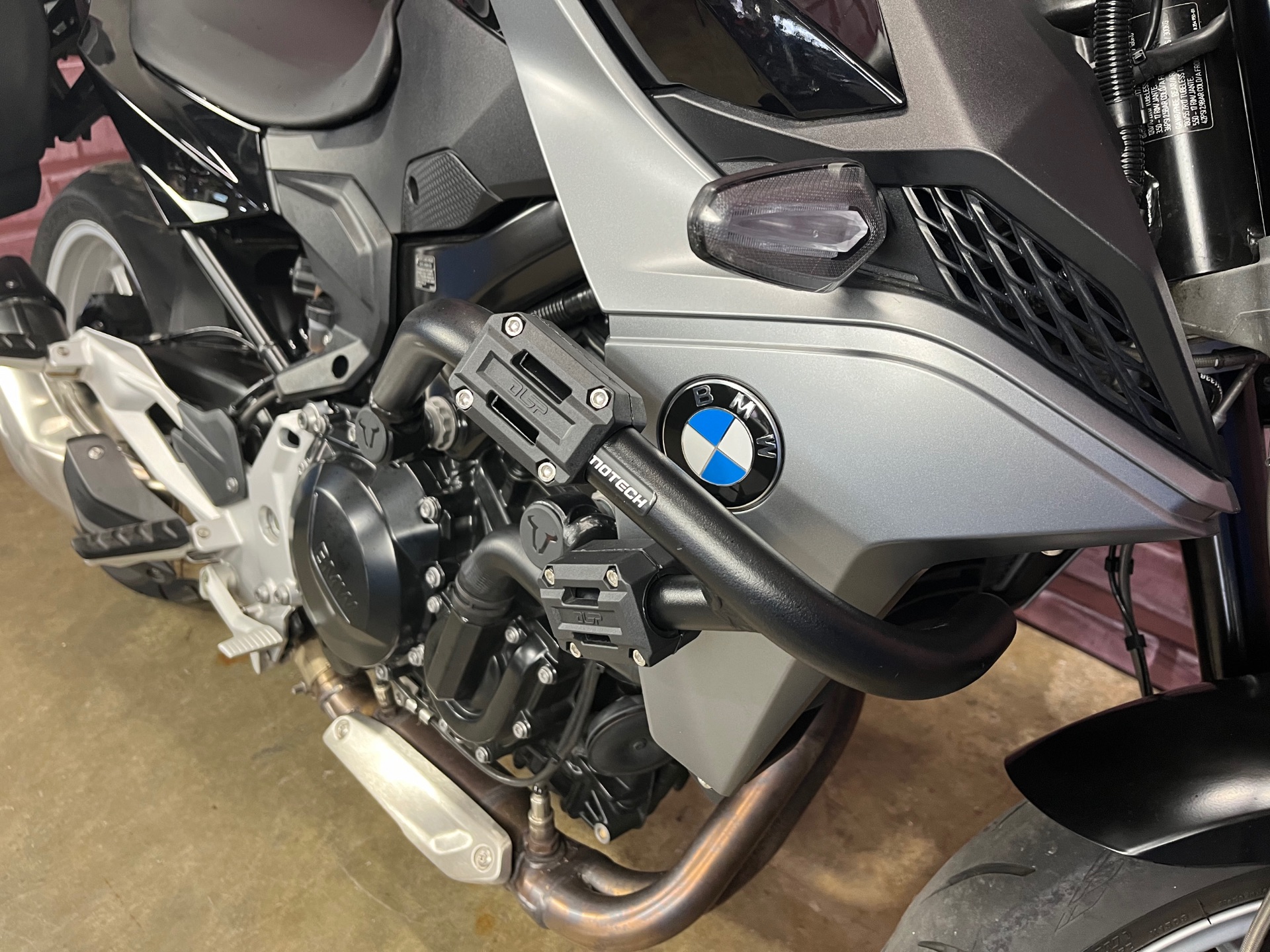 2021 BMW F 900 R in Gaithersburg, Maryland - Photo 5