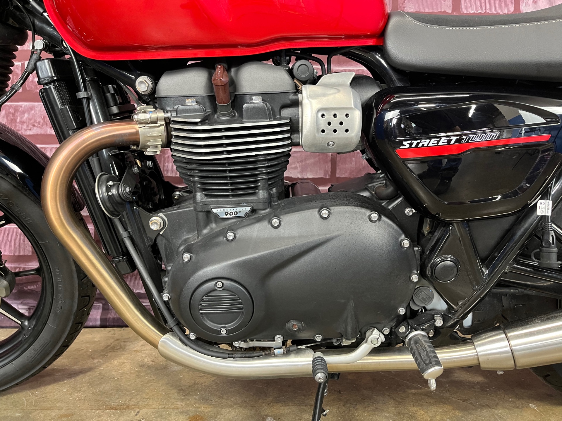 2020 Triumph Street Twin in Gaithersburg, Maryland - Photo 15