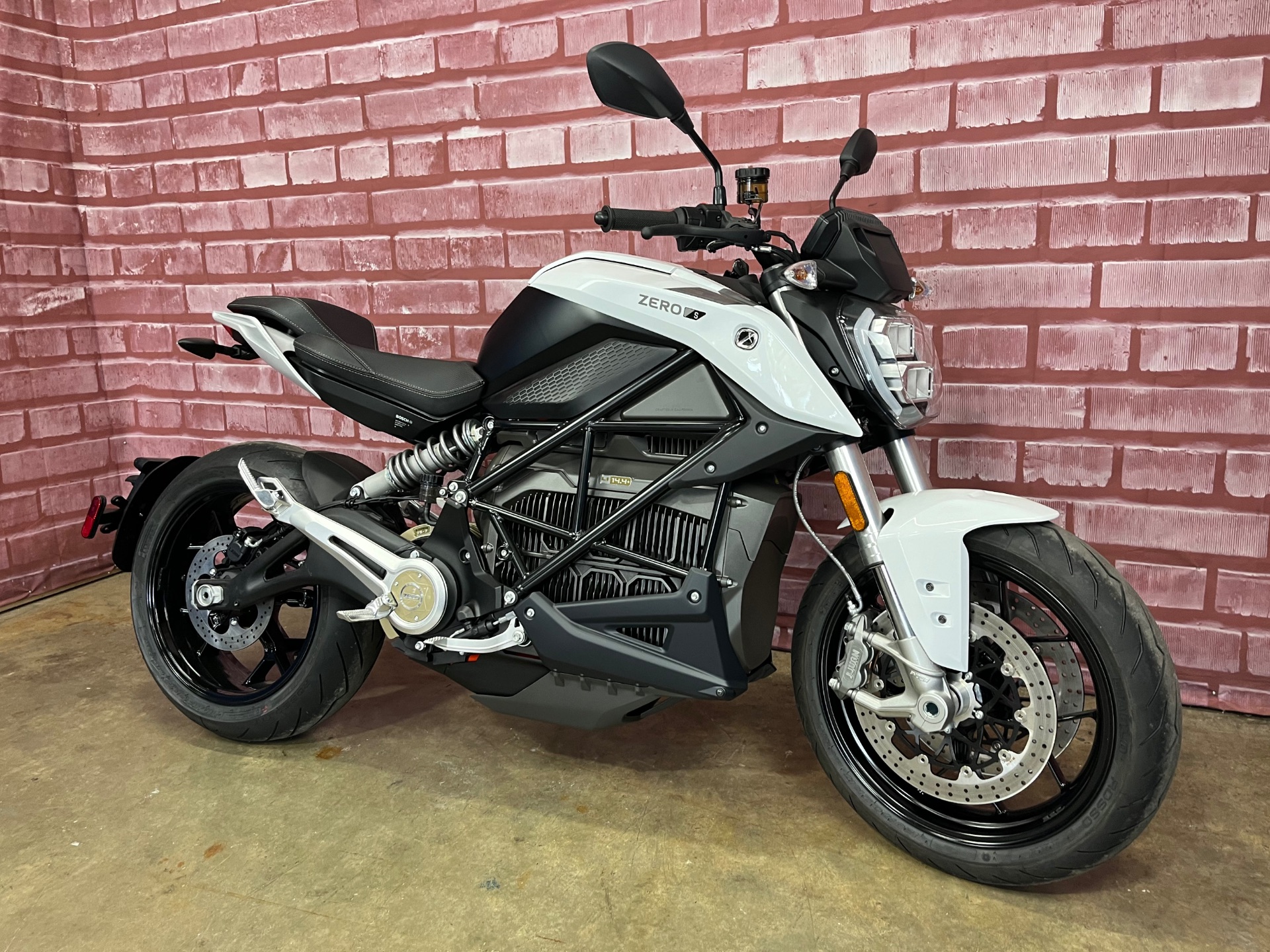 2024 Zero Motorcycles S in Gaithersburg, Maryland - Photo 2