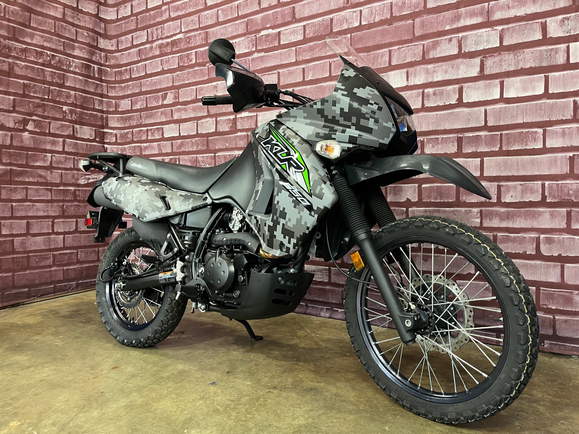 2018 Kawasaki KLR 650 Camo in Gaithersburg, Maryland - Photo 2