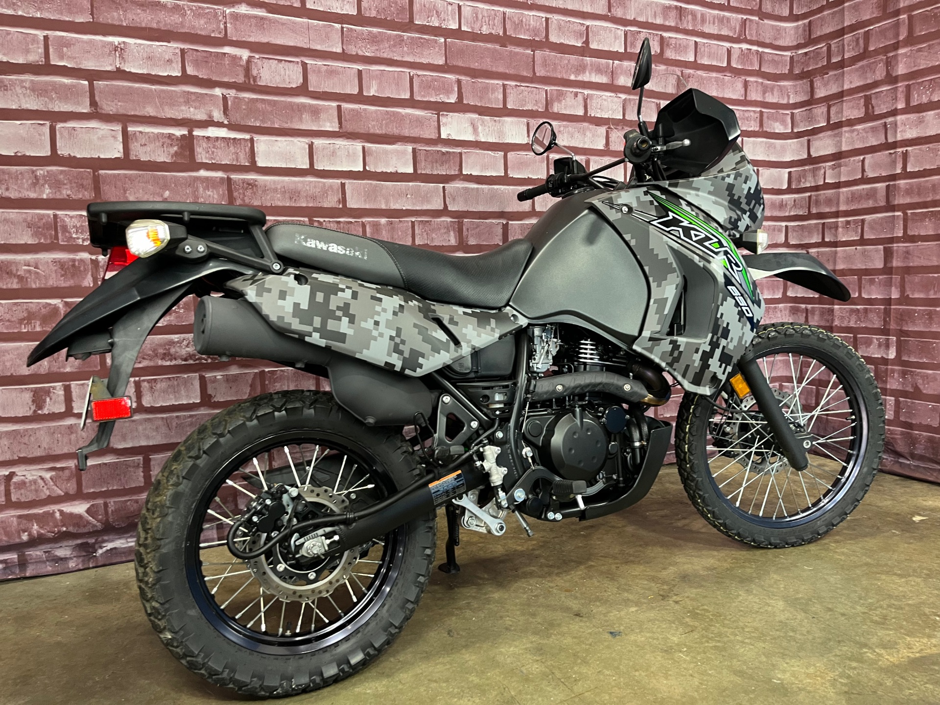 2018 Kawasaki KLR 650 Camo in Gaithersburg, Maryland - Photo 3