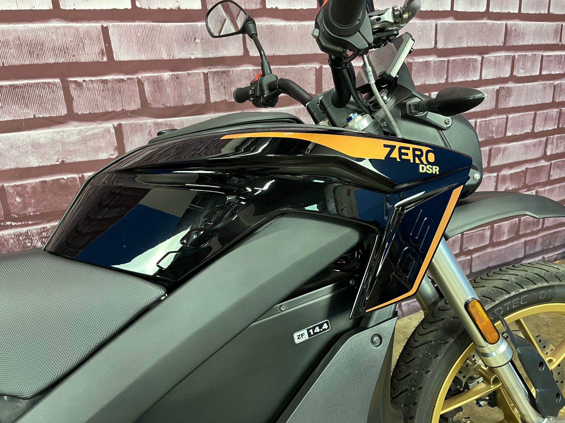2023 Zero Motorcycles DSR ZF14.4 in Gaithersburg, Maryland - Photo 7