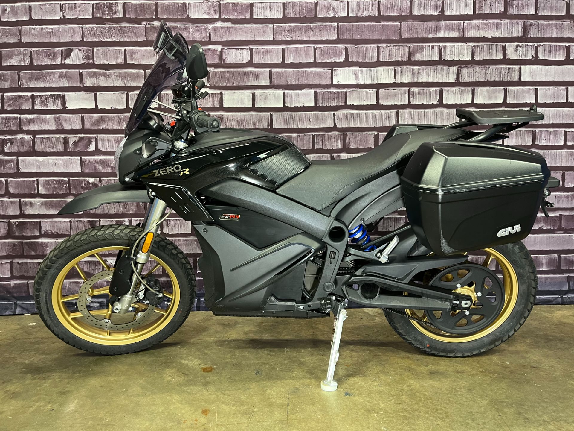 2018 Zero Motorcycles DSR ZF14.4 + Charge Tank in Gaithersburg, Maryland - Photo 4