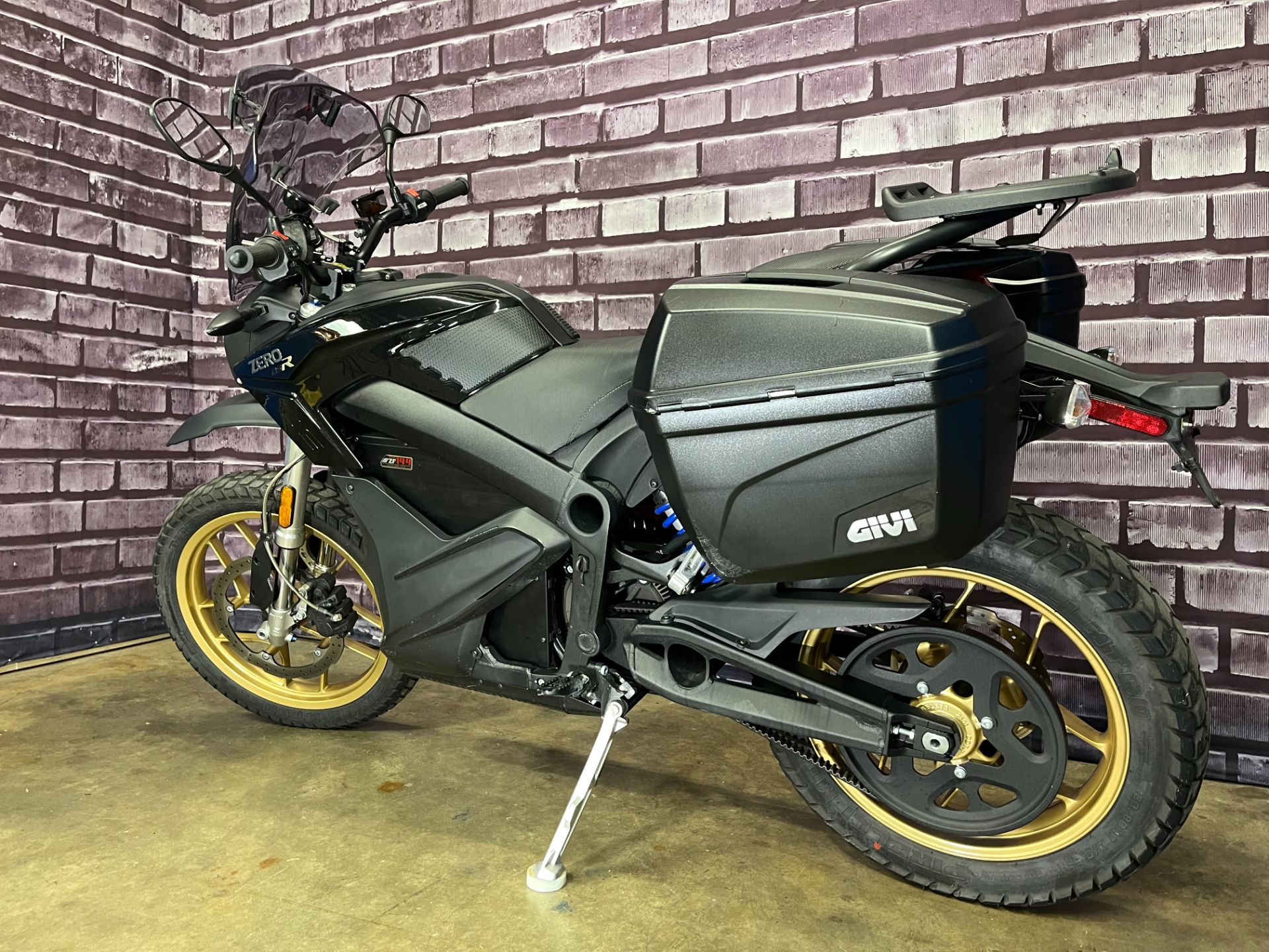 2018 Zero Motorcycles DSR ZF14.4 + Charge Tank in Gaithersburg, Maryland - Photo 6