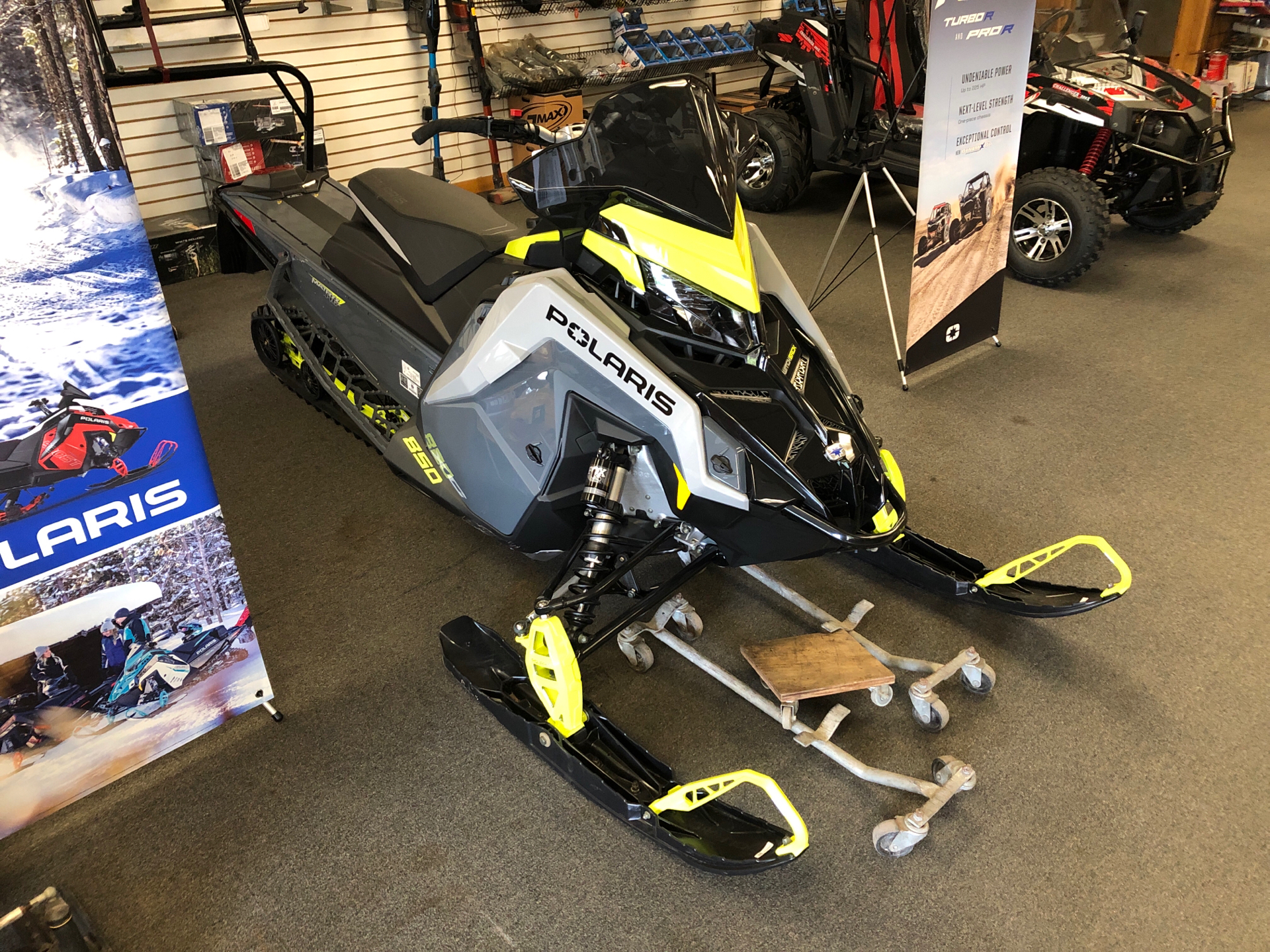 2022 Polaris 850 Switchback XC 146 Factory Choice in Trout Creek, New York - Photo 3