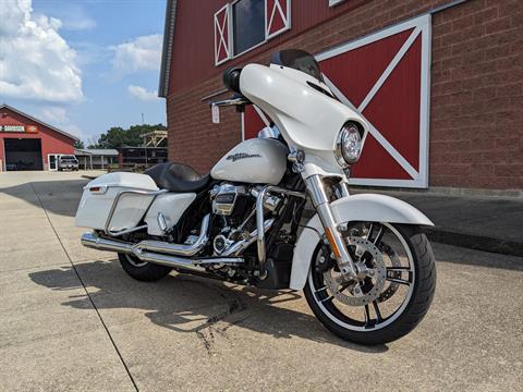 2017 Harley-Davidson Street Glide® Special in Effingham, Illinois