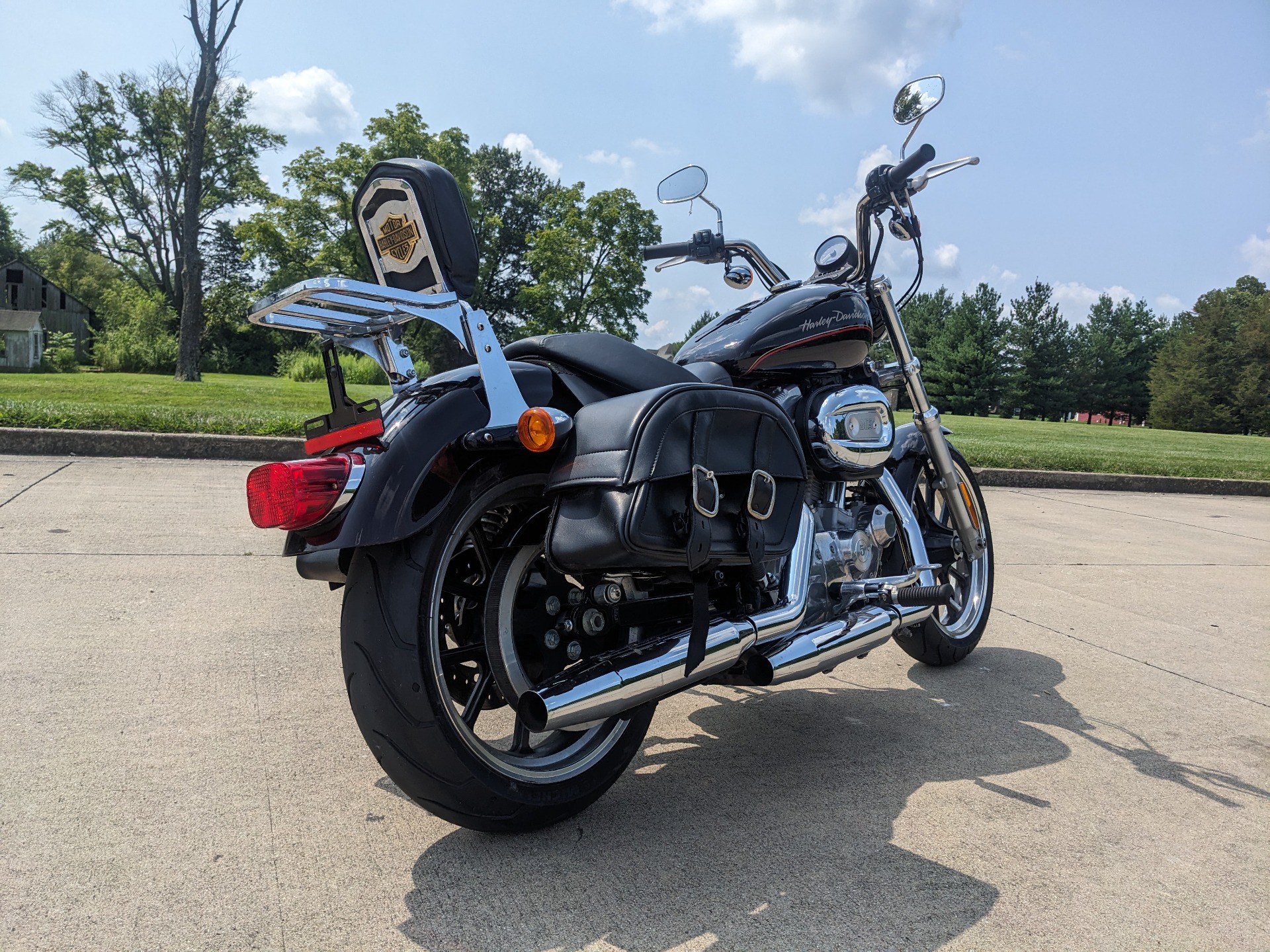 2011 Harley-Davidson Sportster® 883 SuperLow™ in Effingham, Illinois - Photo 3