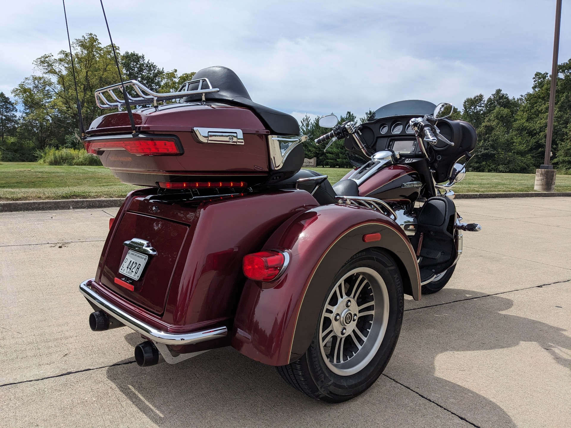 2015 Harley-Davidson Tri Glide® Ultra in Effingham, Illinois - Photo 3