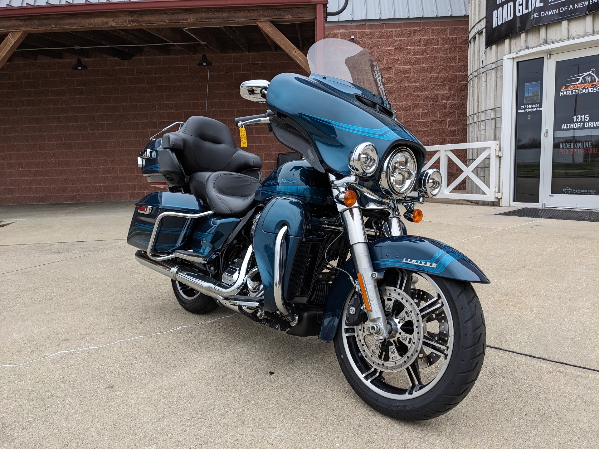 2020 Harley-Davidson Ultra Limited in Effingham, Illinois - Photo 2