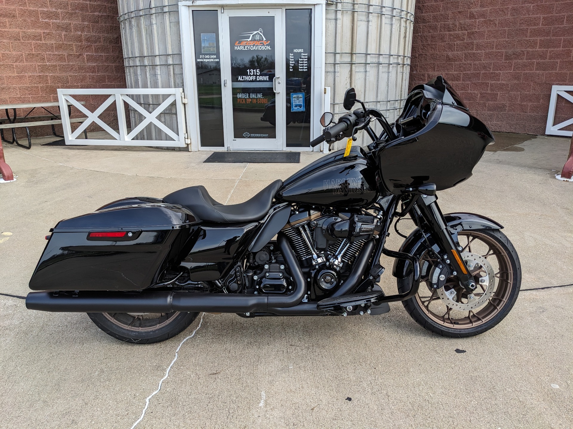 2023 Harley-Davidson Road Glide® ST in Effingham, Illinois - Photo 1