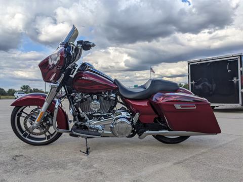 2017 Harley-Davidson Street Glide® Special in Effingham, Illinois - Photo 5