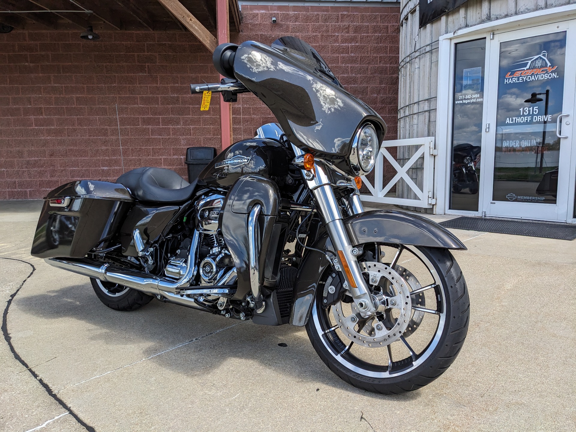 2021 Harley-Davidson Street Glide® in Effingham, Illinois - Photo 2