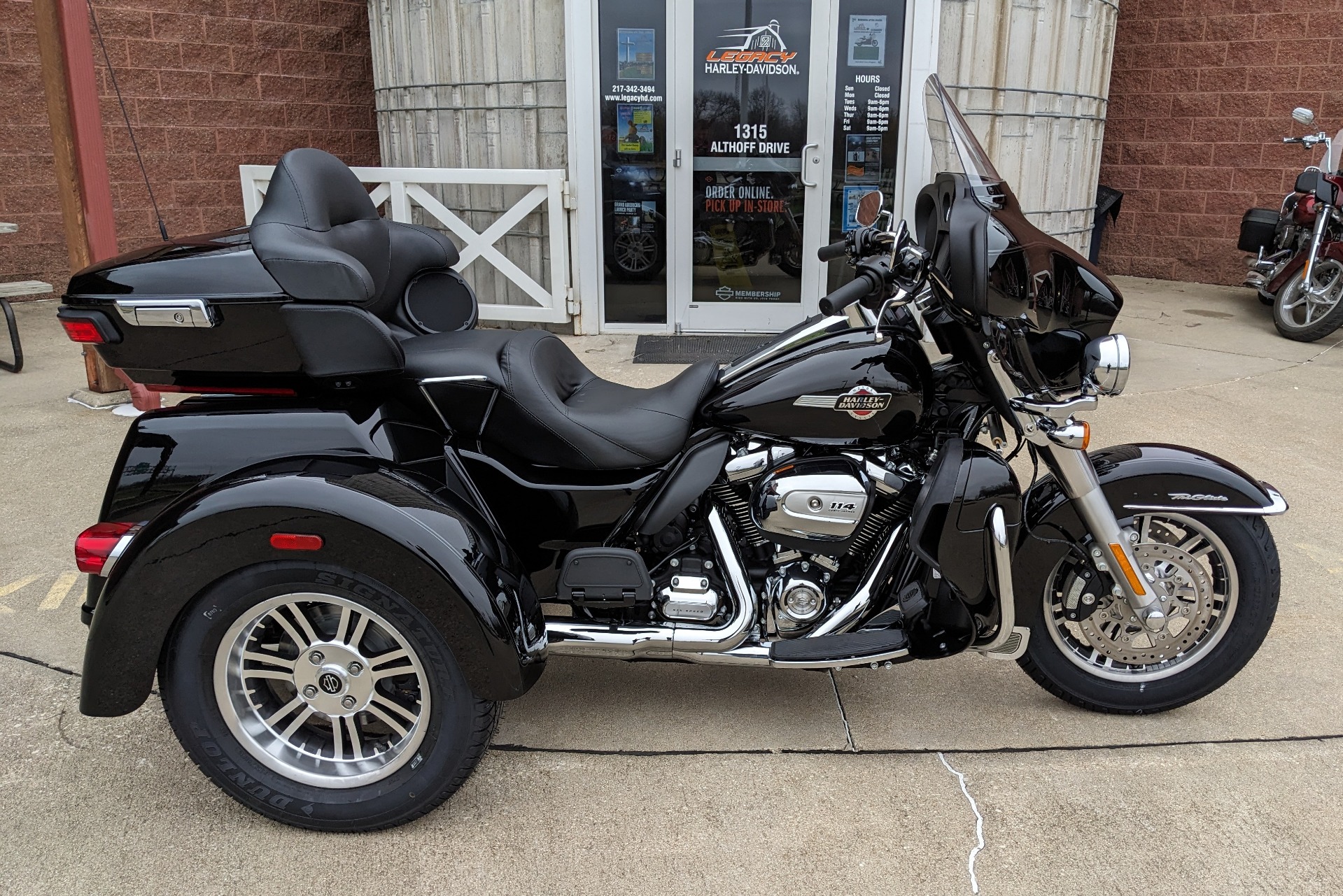 2024 Harley-Davidson Tri Glide® Ultra in Effingham, Illinois - Photo 1