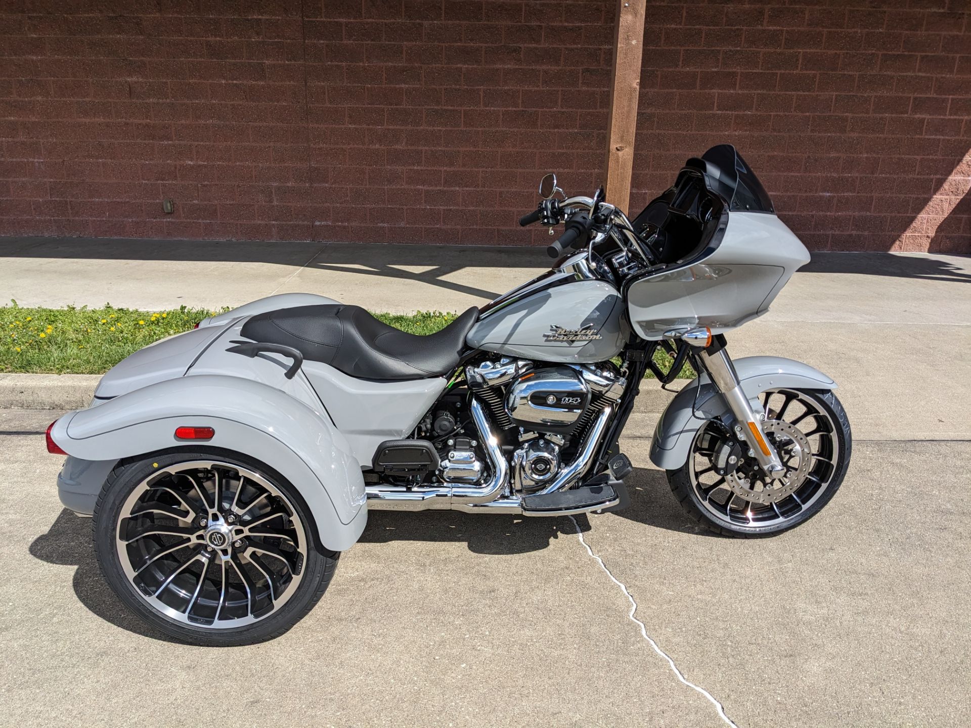 2024 Harley-Davidson Road Glide® 3 in Effingham, Illinois - Photo 1